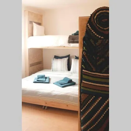 Kokua Surfarm, Quinta Villa *
